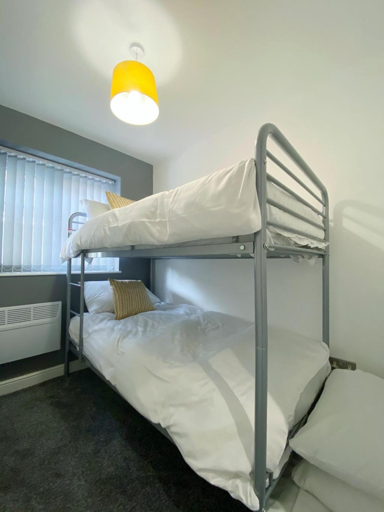Mayfair Suite - 3X Bathrooms Close To Seafront Blackpool Exterior photo